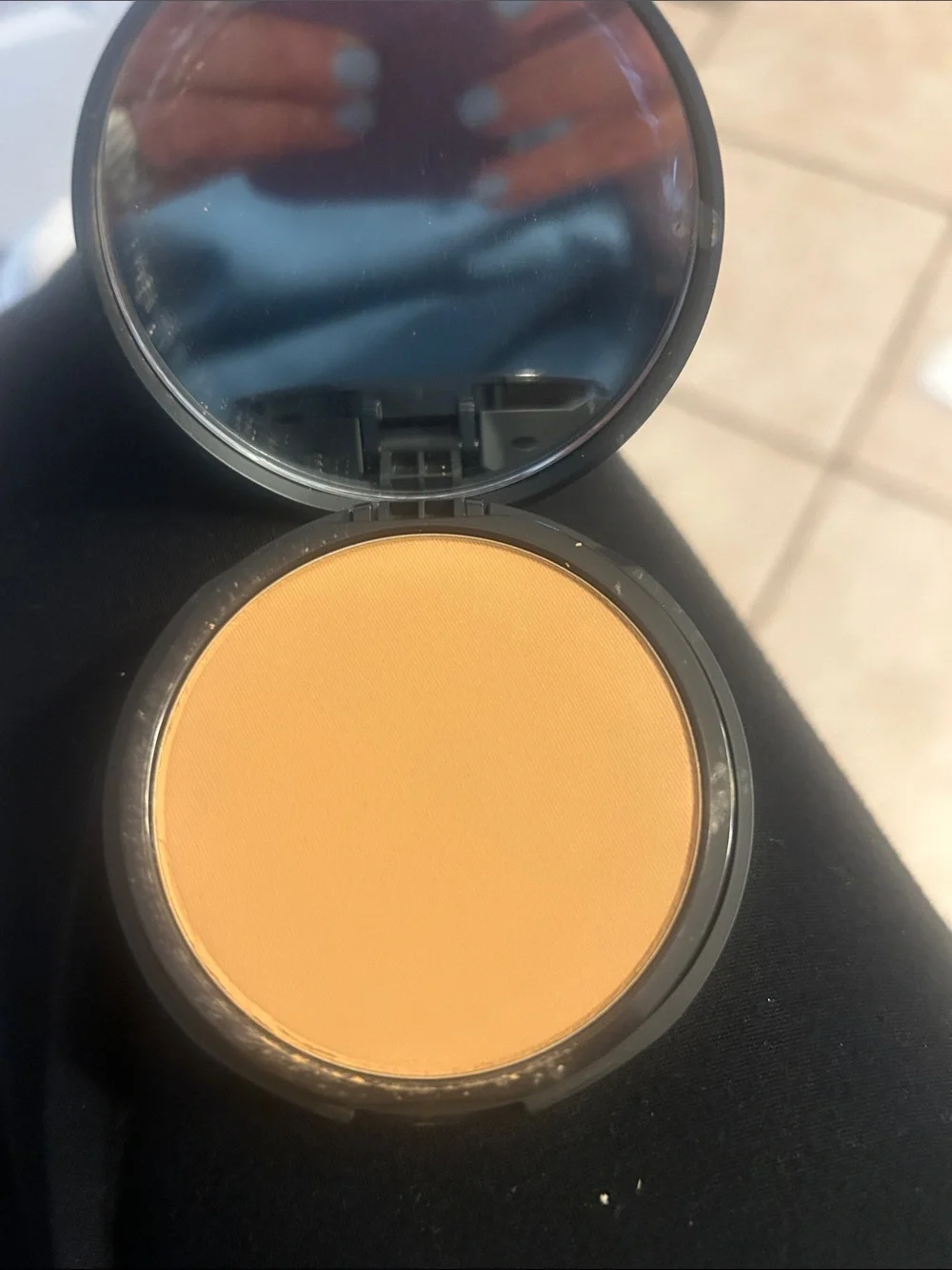bareMinerals BAREPRO Compact Powder Foundation in medium 35 warm